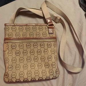 Michael Kors Crossbody Bag